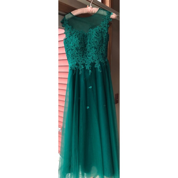 Prom Dress - Picture 1 of 2